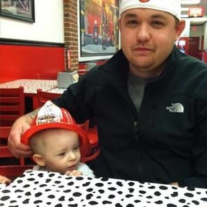 Meet your Posher, Levi